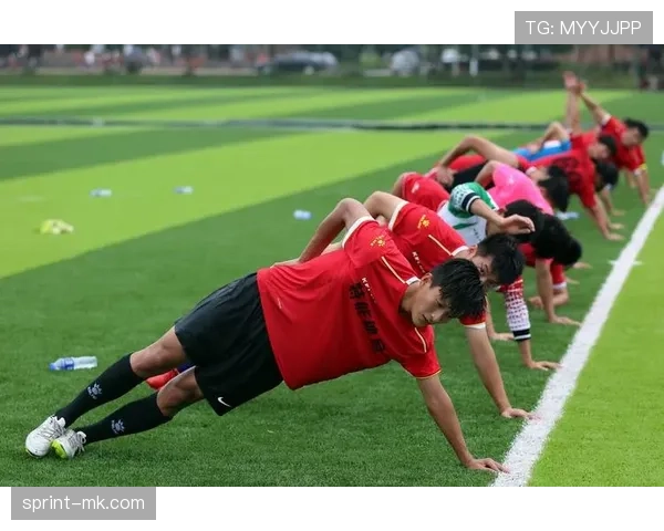 萨卡能花这么大手笔？这简直不是普通足球小伙的生活啊！